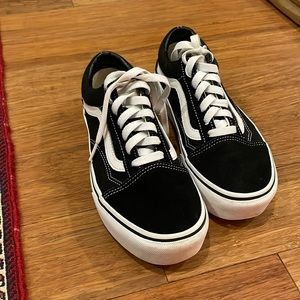 Vans Old Skool black platform sneakers